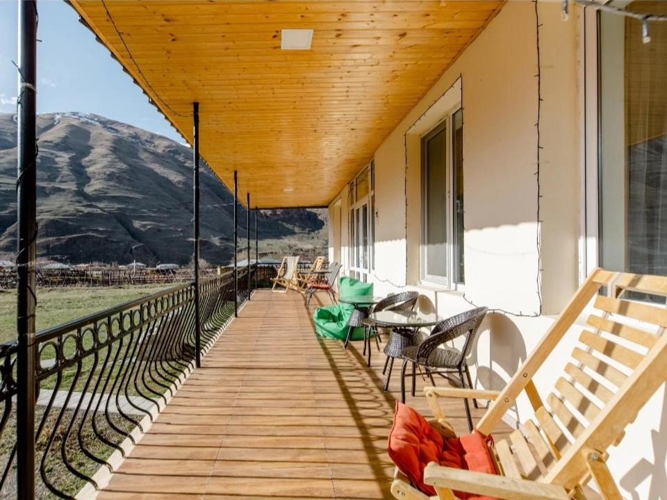 Cozy Hotel Kazbegi Εξωτερικό φωτογραφία